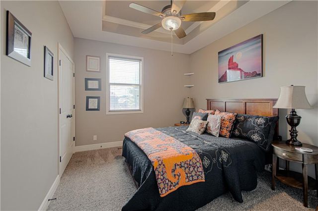 15553 W 163rd Terrace, Olathe, KS 66062