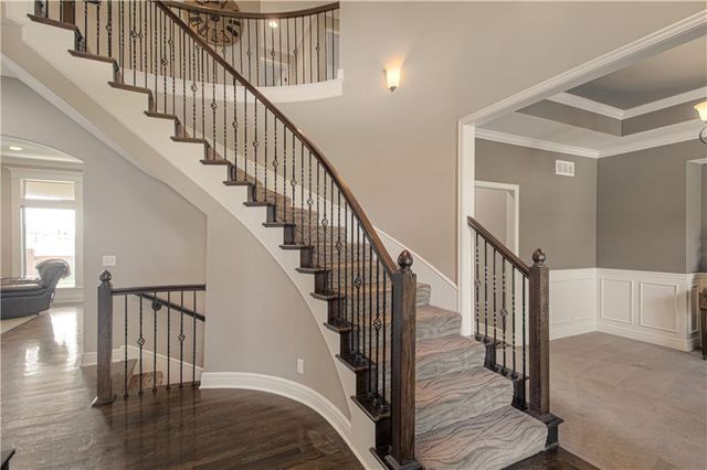 15553 W 163rd Terrace, Olathe, KS 66062