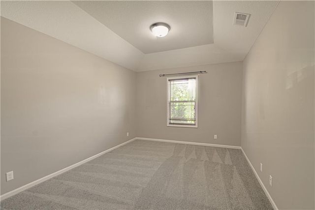 15553 W 163rd Terrace, Olathe, KS 66062