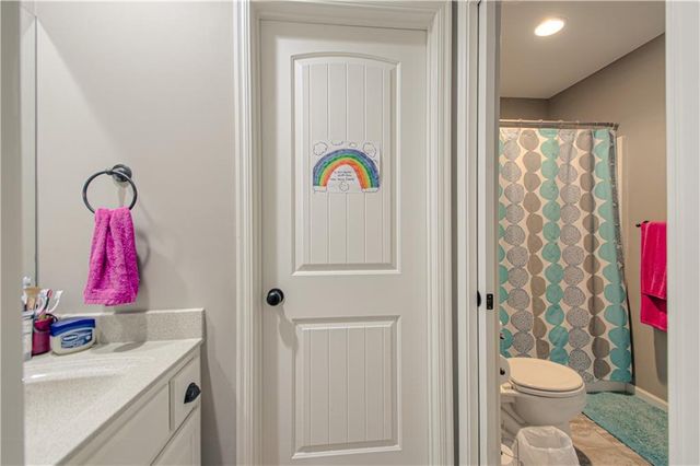 15553 W 163rd Terrace, Olathe, KS 66062