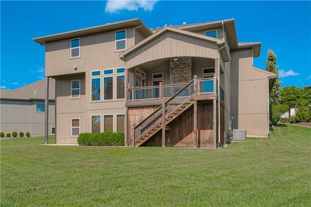 15553 W 163rd Terrace, Olathe, KS 66062