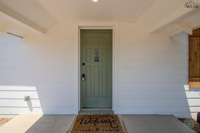 4002 LORANCE STREET, Vernon, TX 76384