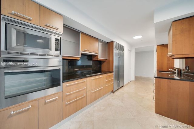 1331 Brickell Bay Drive 208, Miami, FL 33131