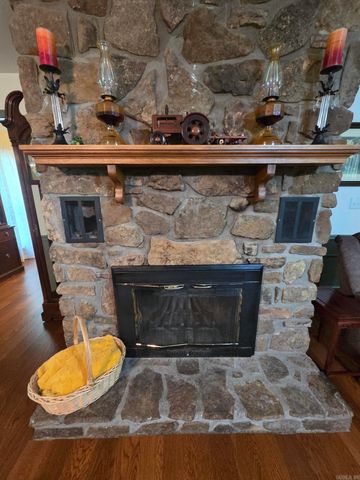 1402 Holmes Road, Searcy, AR 72143