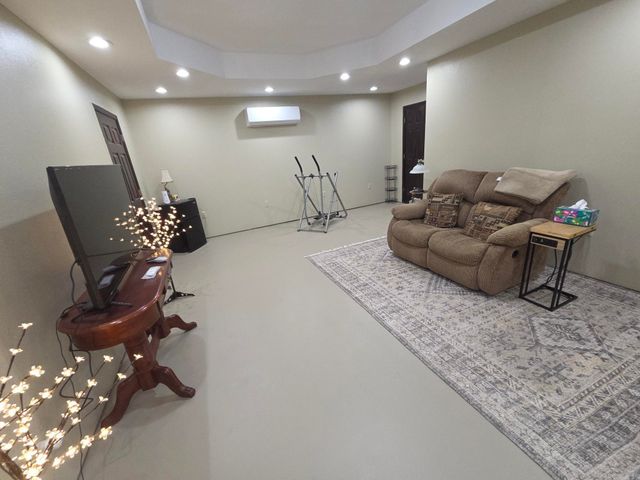 1402 Holmes Road, Searcy, AR 72143