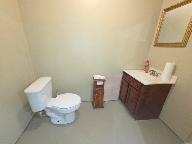 1402 Holmes Road, Searcy, AR 72143
