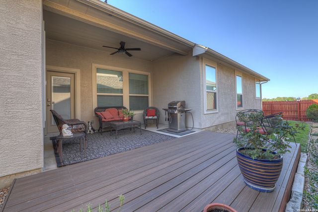 2079 PECAN BND, New Braunfels, TX 78130