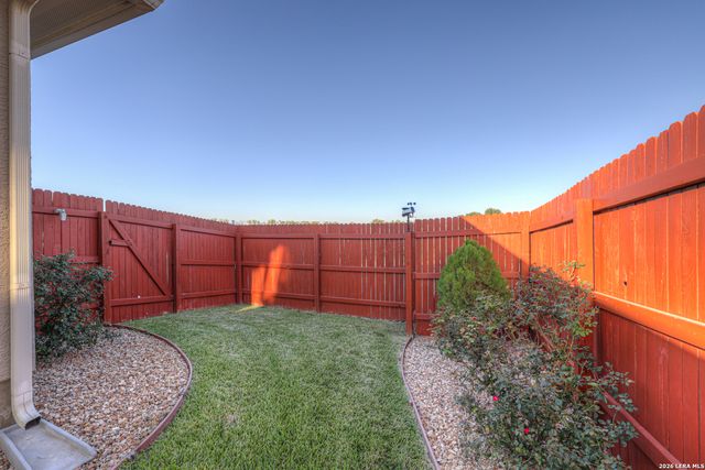 2079 PECAN BND, New Braunfels, TX 78130