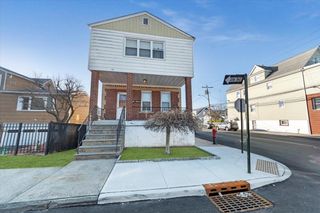 30 College Place, Yonkers, NY 10704