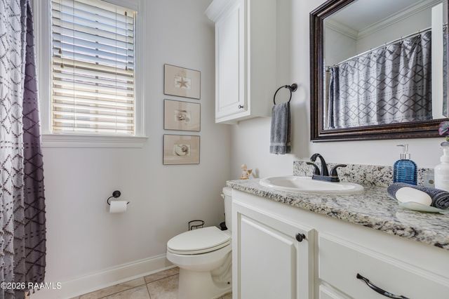 213 Golden Cypress Drive, Youngsville, LA 70592