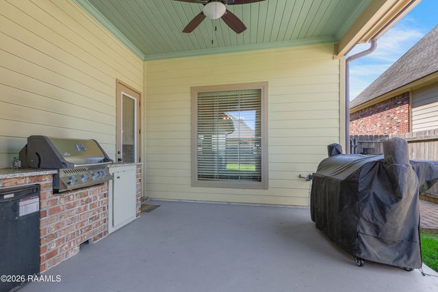 213 Golden Cypress Drive, Youngsville, LA 70592