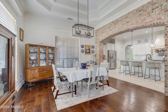 213 Golden Cypress Drive, Youngsville, LA 70592