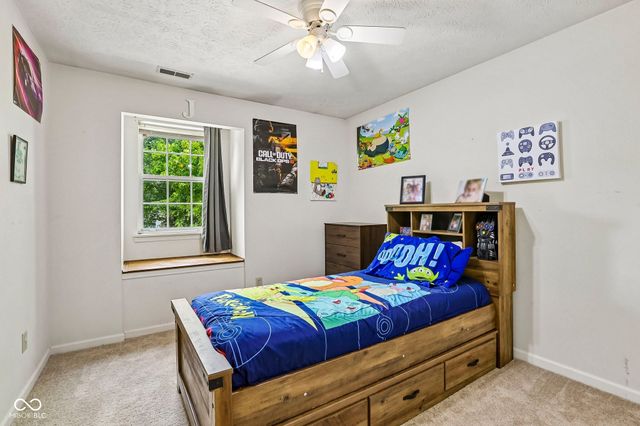 102 Westview Place, Bargersville, IN 46106