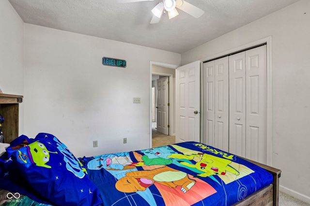 102 Westview Place, Bargersville, IN 46106