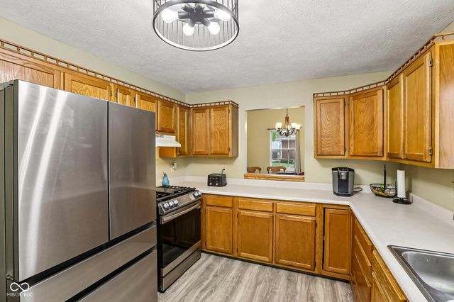 102 Westview Place, Bargersville, IN 46106