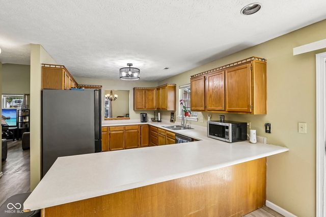 102 Westview Place, Bargersville, IN 46106
