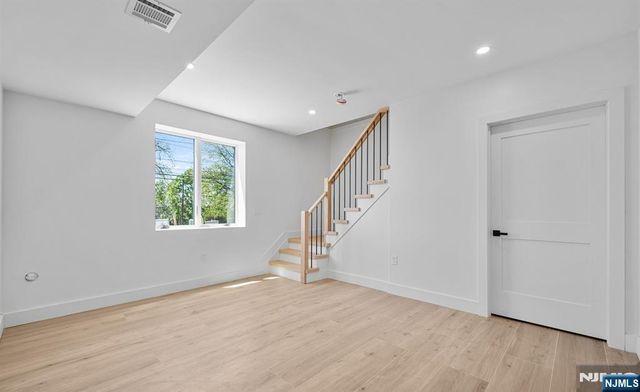 853 Pleasantview Terrace 1, Ridgefield, NJ 07657