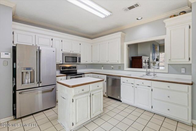 427 Apple Valley, Pearl, MS 39208