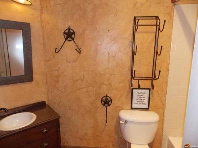 1414 Leander, San Antonio, TX 78251