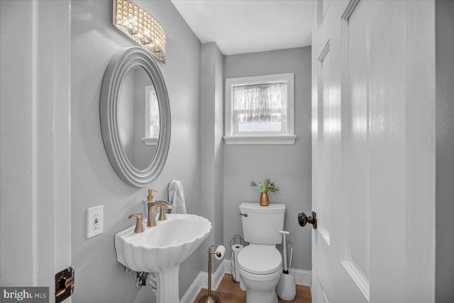 626 FAY ANN DR, Blackwood, NJ 08012