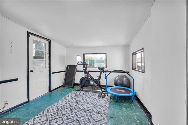 626 FAY ANN DR, Blackwood, NJ 08012