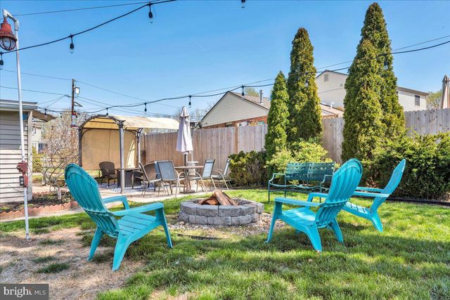 626 FAY ANN DR, Blackwood, NJ 08012