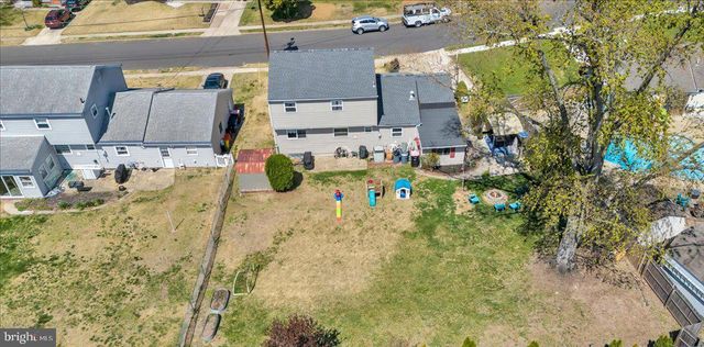 626 FAY ANN DR, Blackwood, NJ 08012