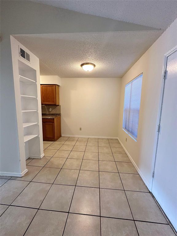 4322 Gillis ST 208, Austin, TX 78745