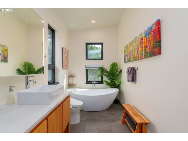409 Jackson Street, Port Orford, OR 97465