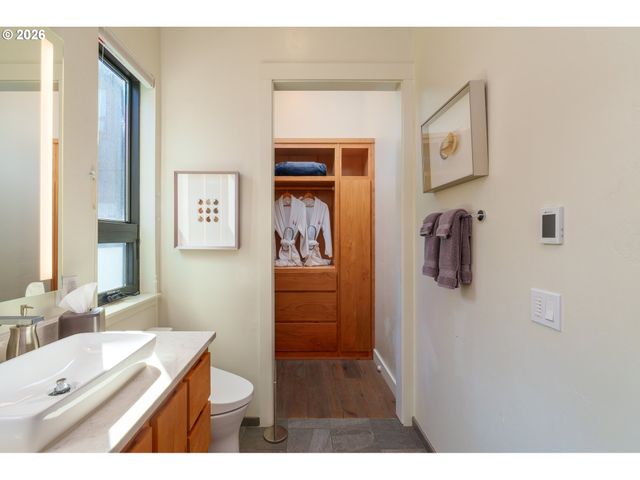 409 Jackson Street, Port Orford, OR 97465