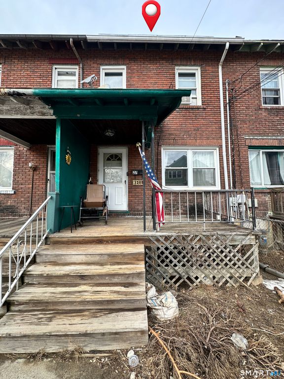 27 Ives Street, Waterbury, CT 06704