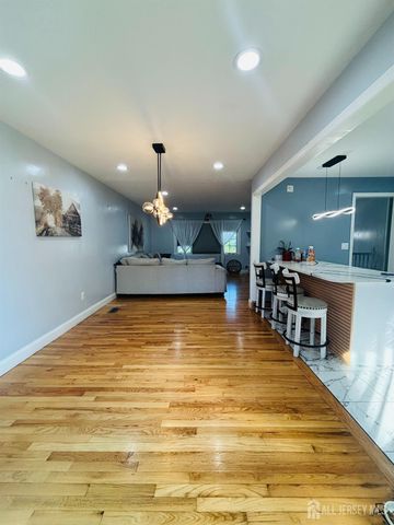 417 Jefferson Avenue, Dunellen, NJ 08812