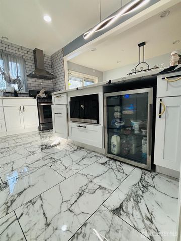 417 Jefferson Avenue, Dunellen, NJ 08812