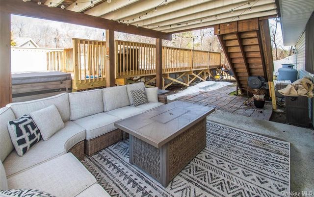 3 Shoddy Hollow Road, Otisville, NY 10963