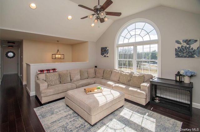 3 Shoddy Hollow Road, Otisville, NY 10963