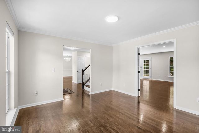 4925 FRISHMAN CT, Woodbridge, VA 22193
