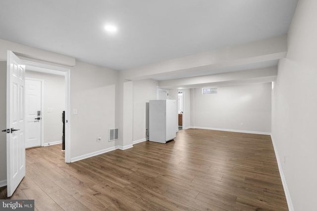 4925 FRISHMAN CT, Woodbridge, VA 22193