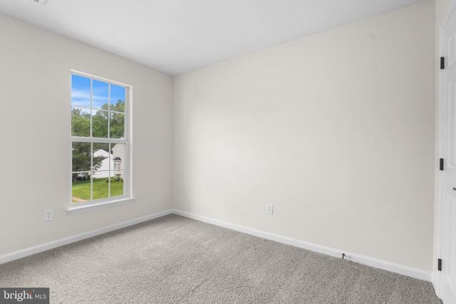 4925 FRISHMAN CT, Woodbridge, VA 22193