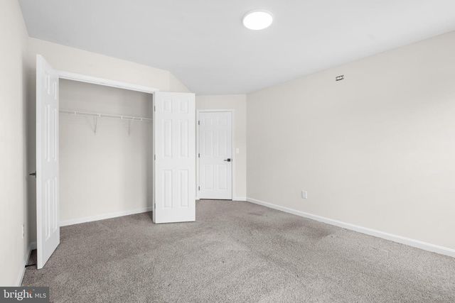 4925 FRISHMAN CT, Woodbridge, VA 22193
