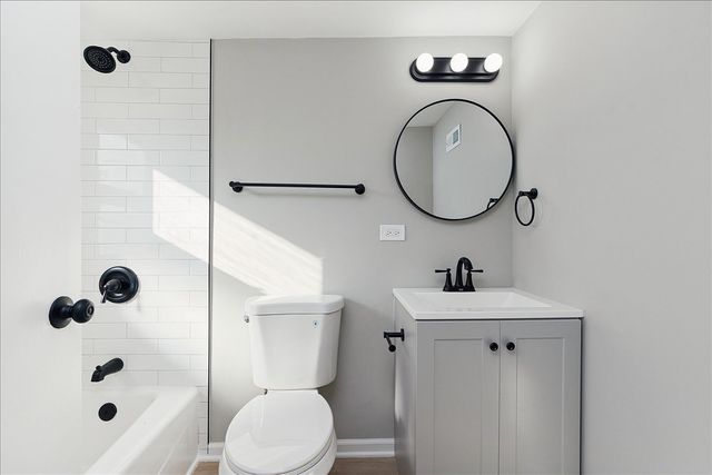 16930 Winchester Avenue, Hazel Crest, IL 60429