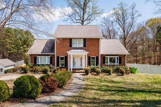 2611 Burke Farm Road, Clemmons, NC 27012