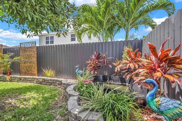 13270 SW 272nd St, Homestead, FL 33032