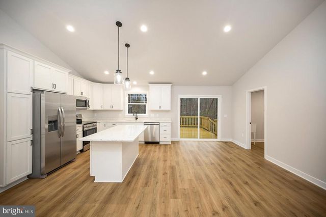 3707 SUNDAY LN, Fredericksburg, VA 22408