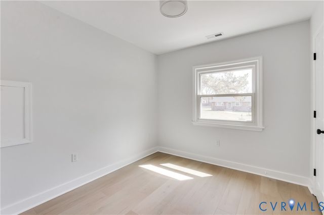 10900 London Dr, Glen Allen, VA 23060