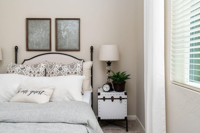 1942 N Arroyo Avenue, Fresno, CA 93727