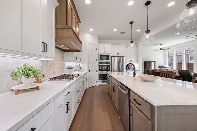 1914 Benedetto Way, Mclendon Chisholm, TX 75032