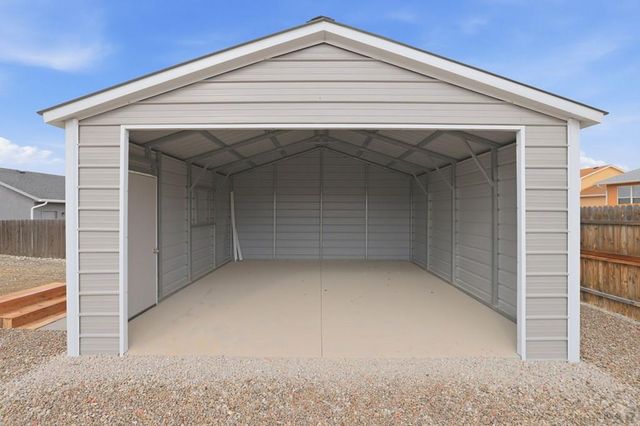 830 S Blakeland Dr, Pueblo West, CO 81007