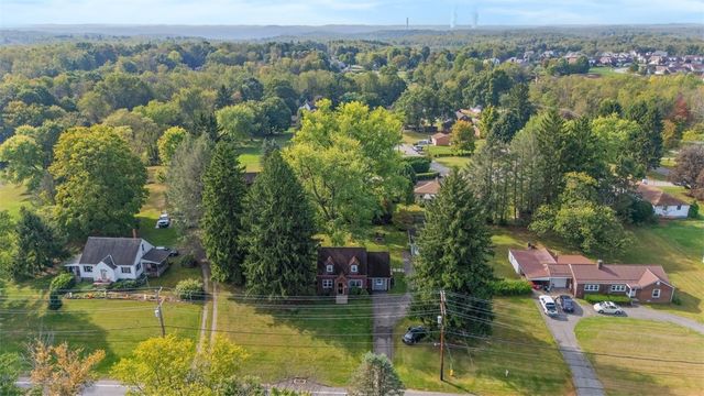 3855 Tuscarawas Rd, Brighton Twp, PA 15009