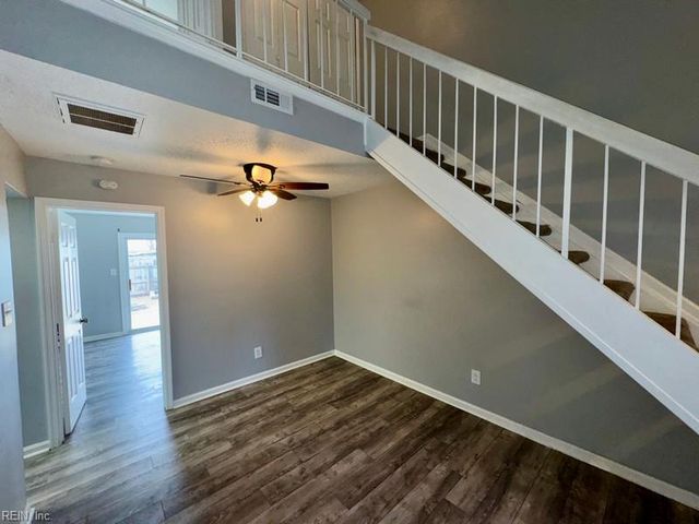 153 Greendale RD, Virginia Beach, VA 23452