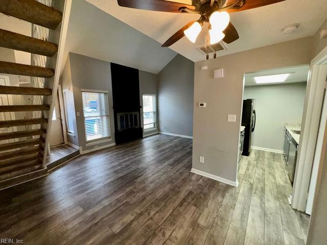 153 Greendale RD, Virginia Beach, VA 23452